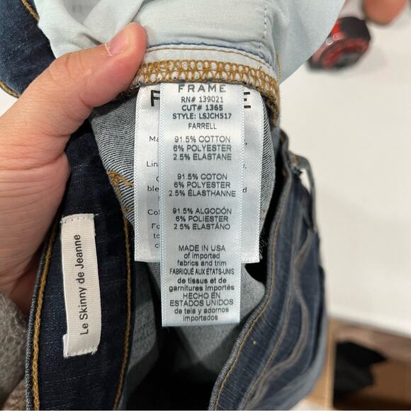 Frame X Revolve Denim Le Skinny De Jeanne Cascade Hem in Farrell - Picture 8 of 10
